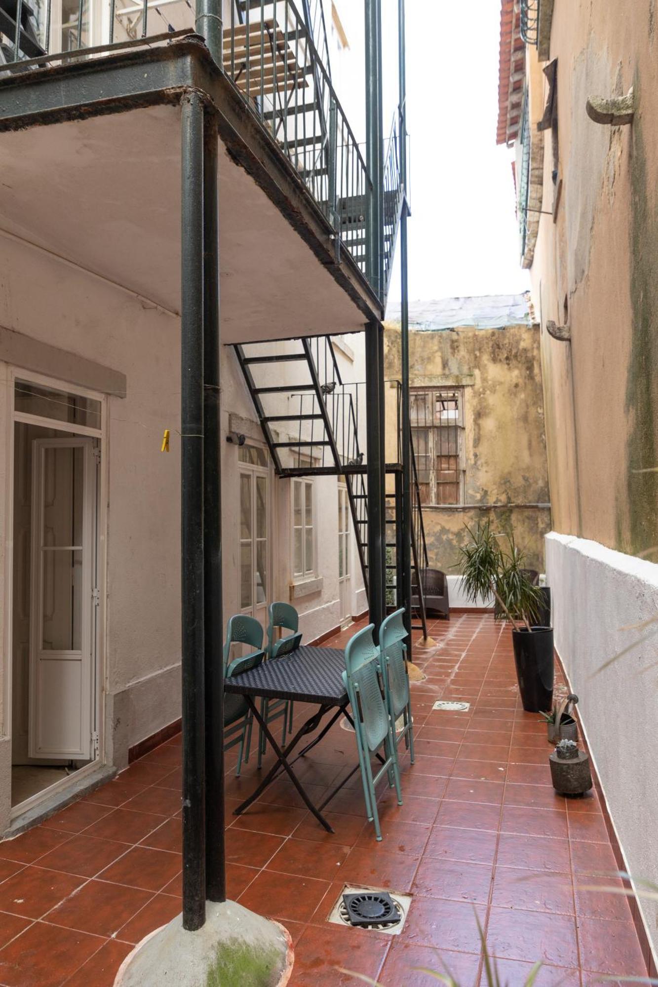 Garden Apartment ลิสบอน ภายนอก รูปภาพ
