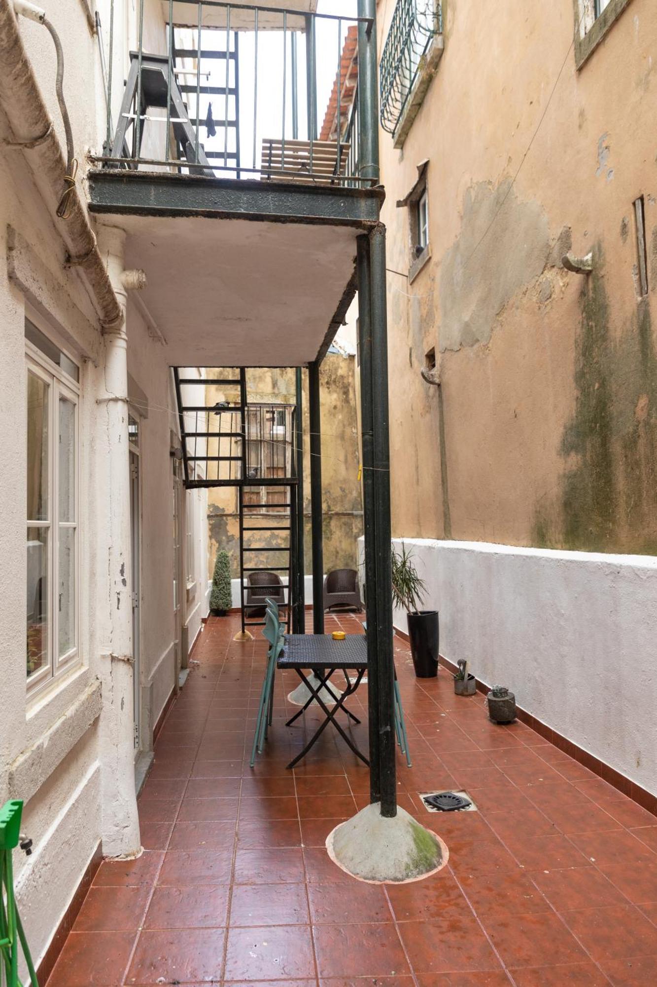 Garden Apartment ลิสบอน ภายนอก รูปภาพ